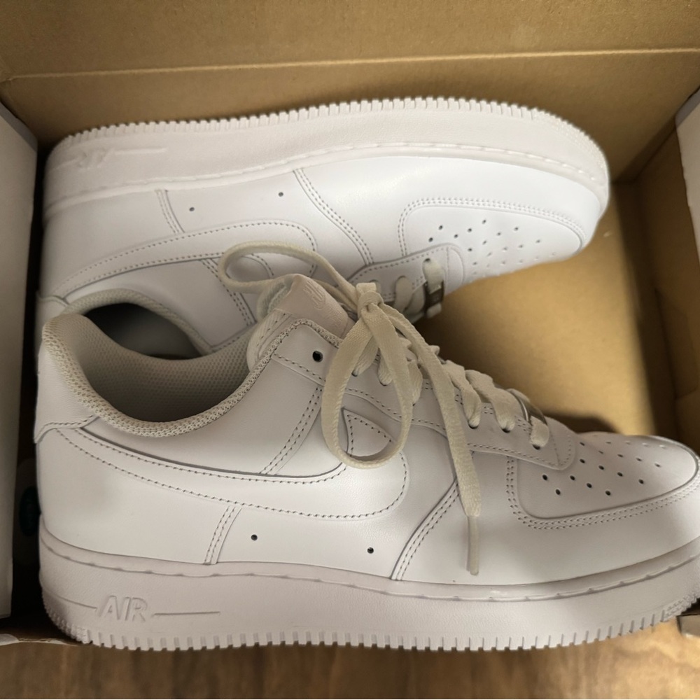 Air Force One - Picture 2 of 2